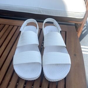 Size 9 Reef Water Vista Sandal